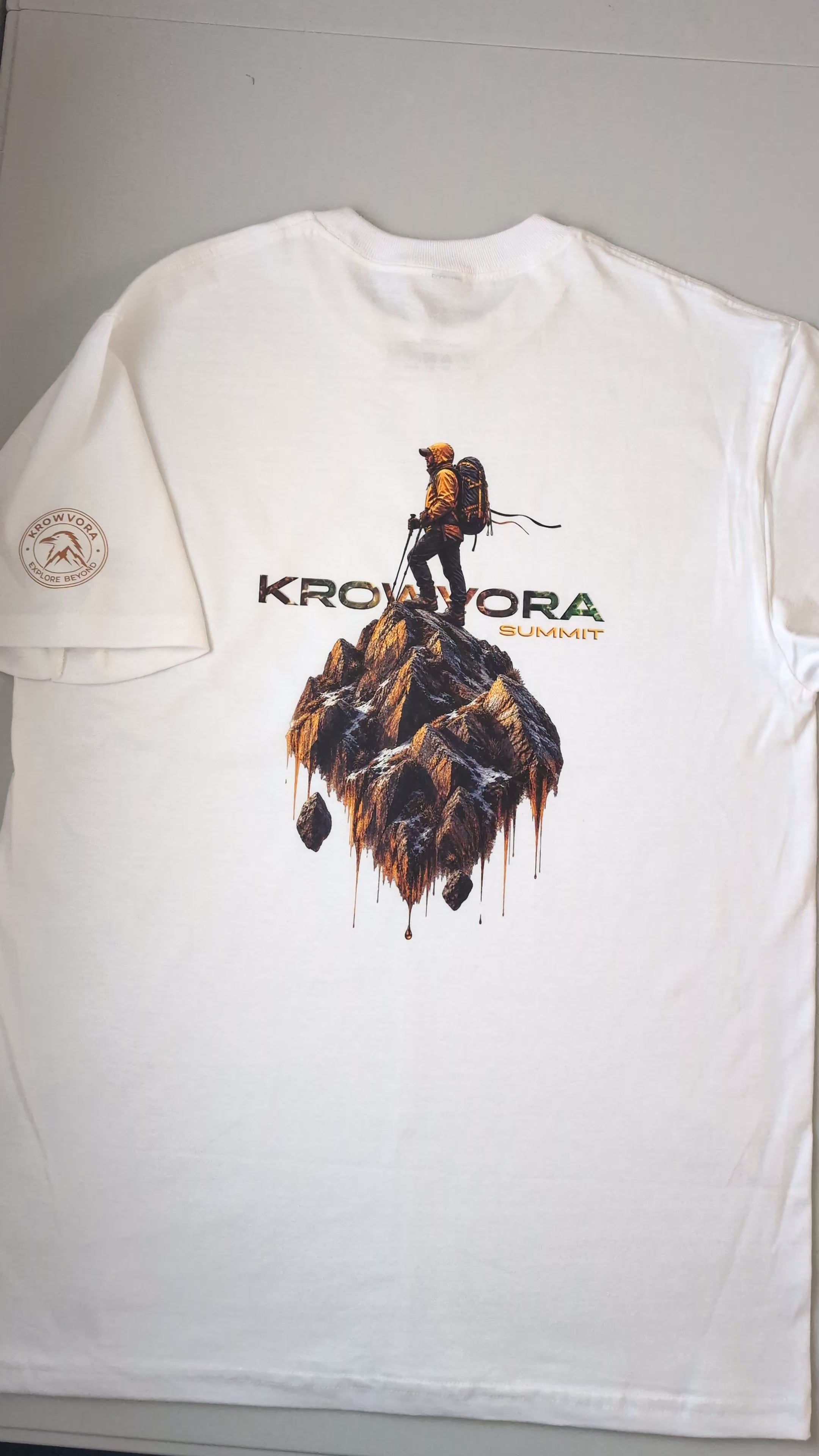 Krowvora – Premium Summit Hiking T-Shirt